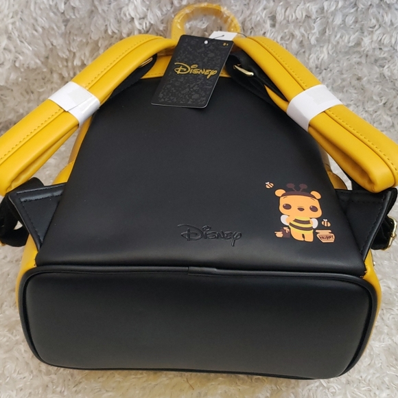 Loungefly Winnie the Pooh mini backpack and Funko Set main image 5